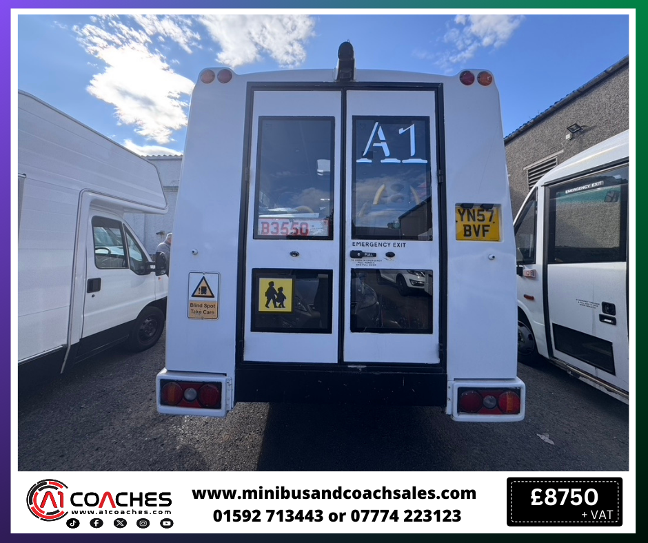 2008 Mercedes Vario 813 Beaver