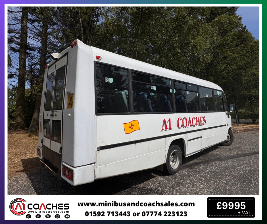 2008 Mercedes Vario 813 Beaver (YN57 PZE)